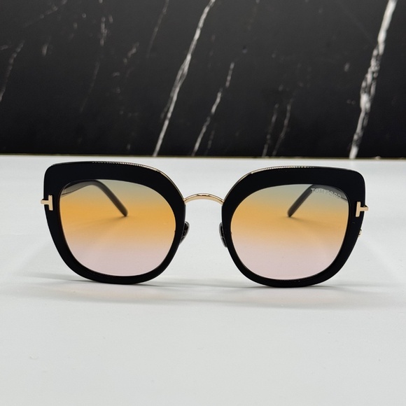 NEW FT0945/S 01B TOM FORD SQUARE WOMEN SUNGLASSES TOM FORD VIRGINIA TF945 - Picture 1 of 11